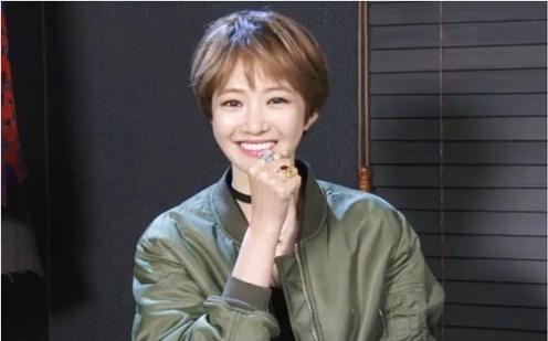 韓國演員高俊熙也有一口漂亮的白牙
